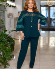 Елегантен комплект с бродерия