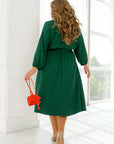 Knee-length dress with belt - Twiggy Shop