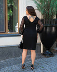 Вталена рокля с ръкави от тюл с флок - Twiggy Shop