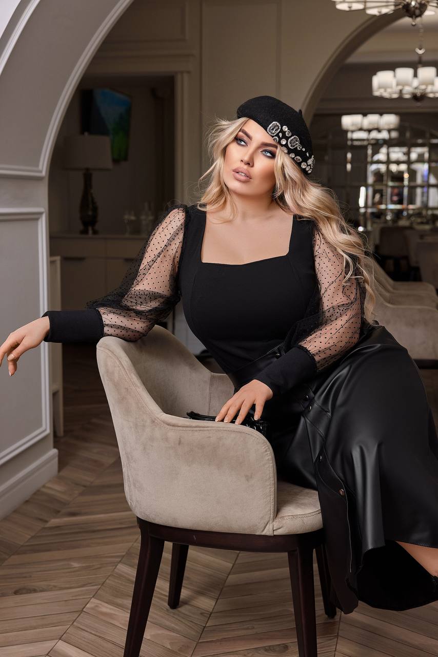 Комплект от блуза и кожена пола - Twiggy Shop