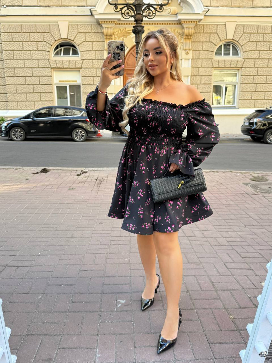 Къса рокля с ръкави - Twiggy Shop