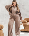 Комплект от кадифе с широк панталон - Twiggy Shop