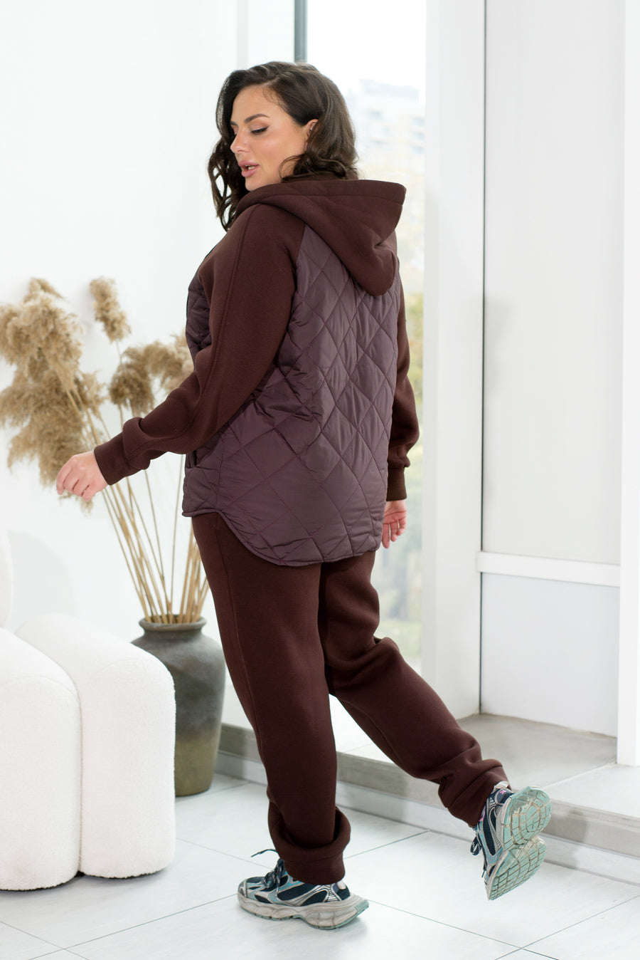 Топъл капитониран комплект - Twiggy Shop