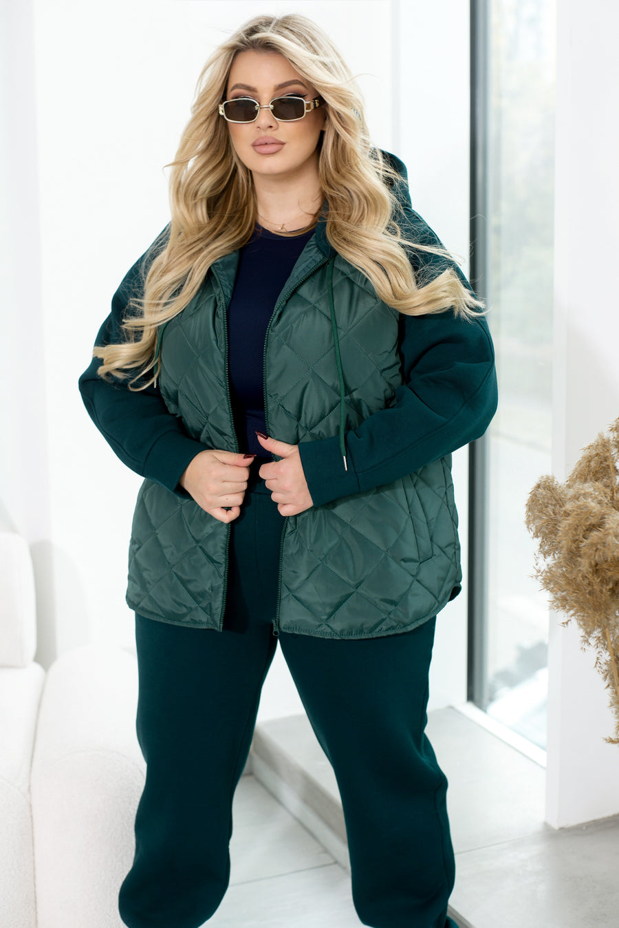 Топъл капитониран комплект - Twiggy Shop