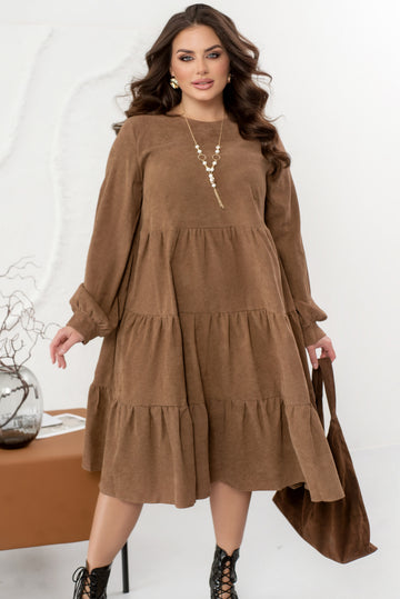 Рокля от рипсено кадифе с волани