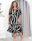 Къса рокля с отворен гръб - Twiggy Shop