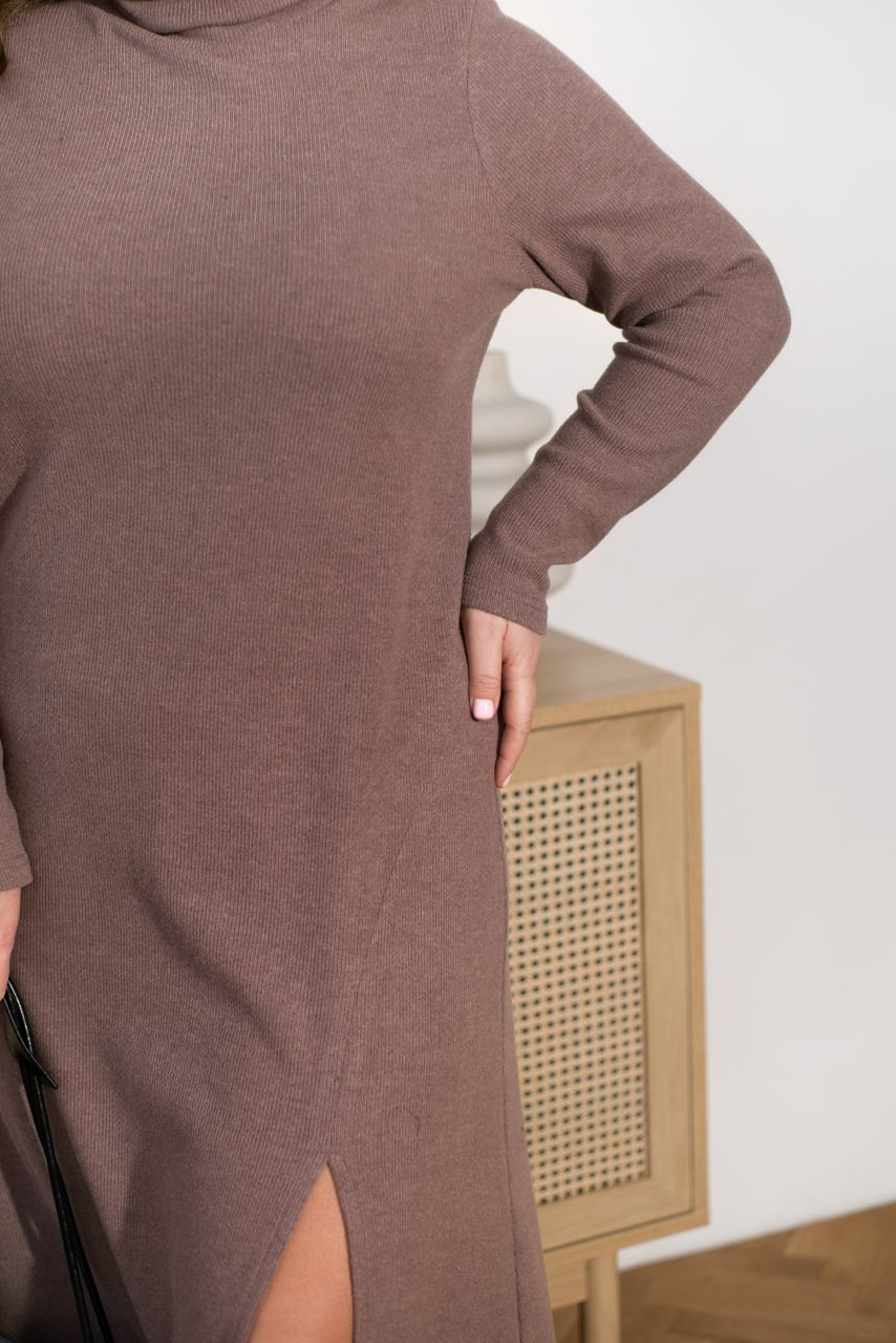 Миди рокля от структуриран трикотаж - Twiggy Shop