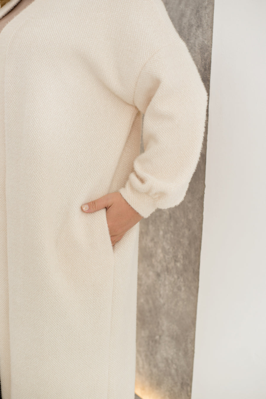 Дълга мъхеста жилетка с колан - Twiggy Shop