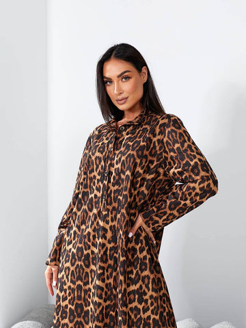 Рокля в миди дължина с джобове - Twiggy Shop