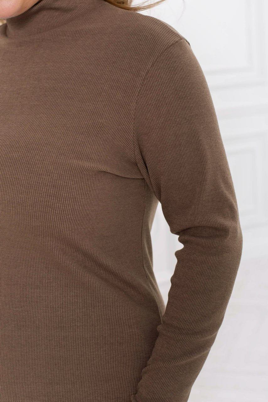 Трикотажен пуловер с рипсена плетка с висока яка - Twiggy Shop