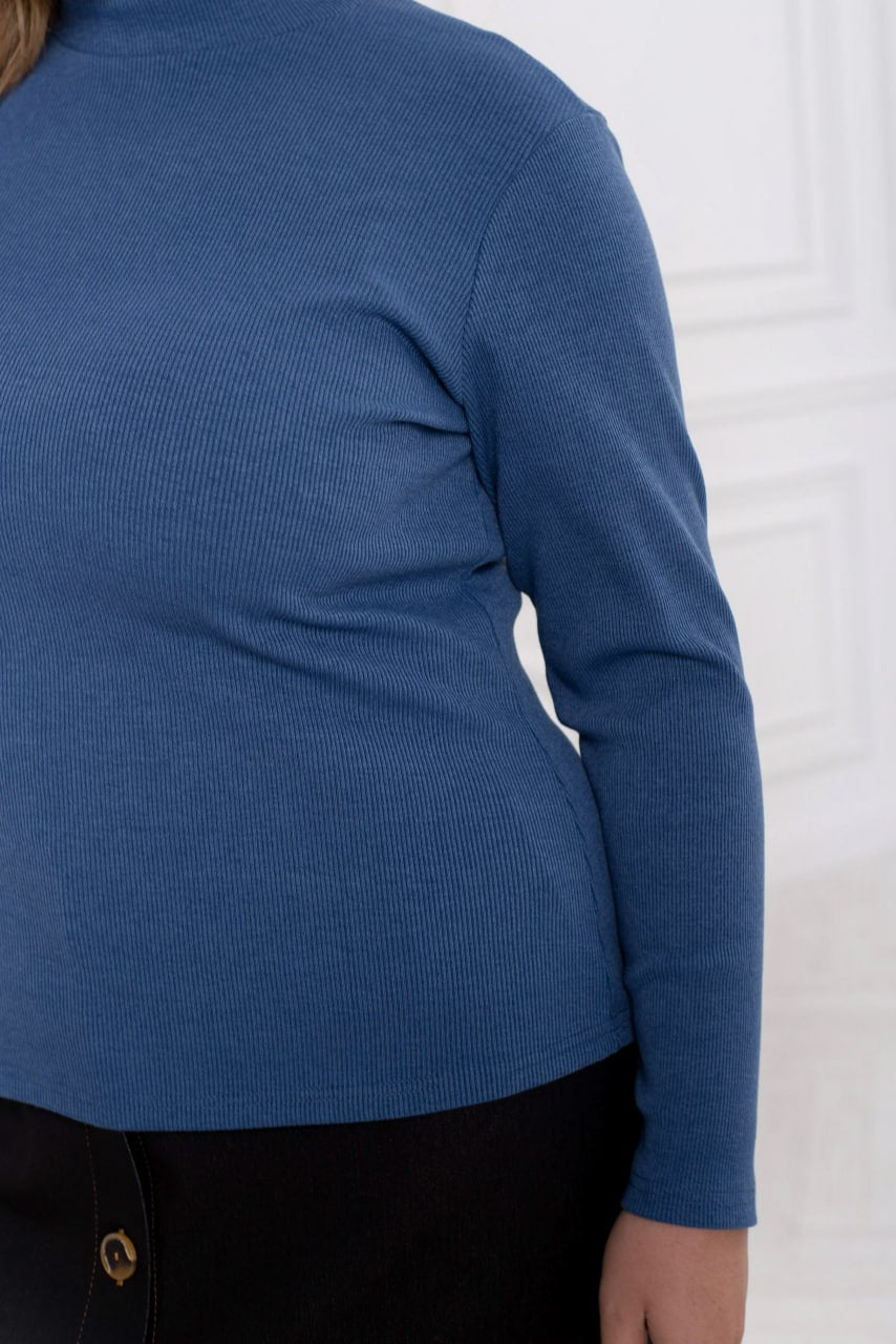 Трикотажен пуловер с рипсена плетка с висока яка - Twiggy Shop