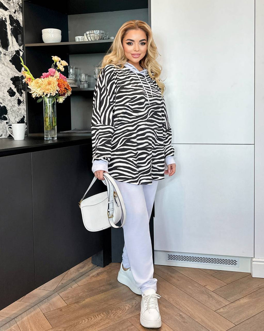 Спортен комплект в животински принт - Twiggy Shop