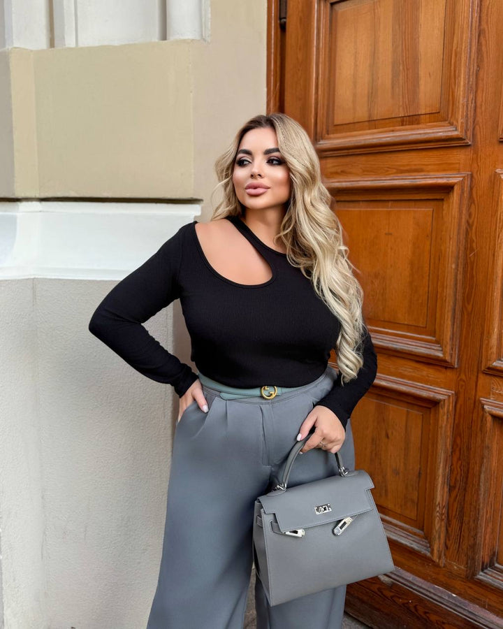 Пуловер с изрязани елементи - Twiggy Shop