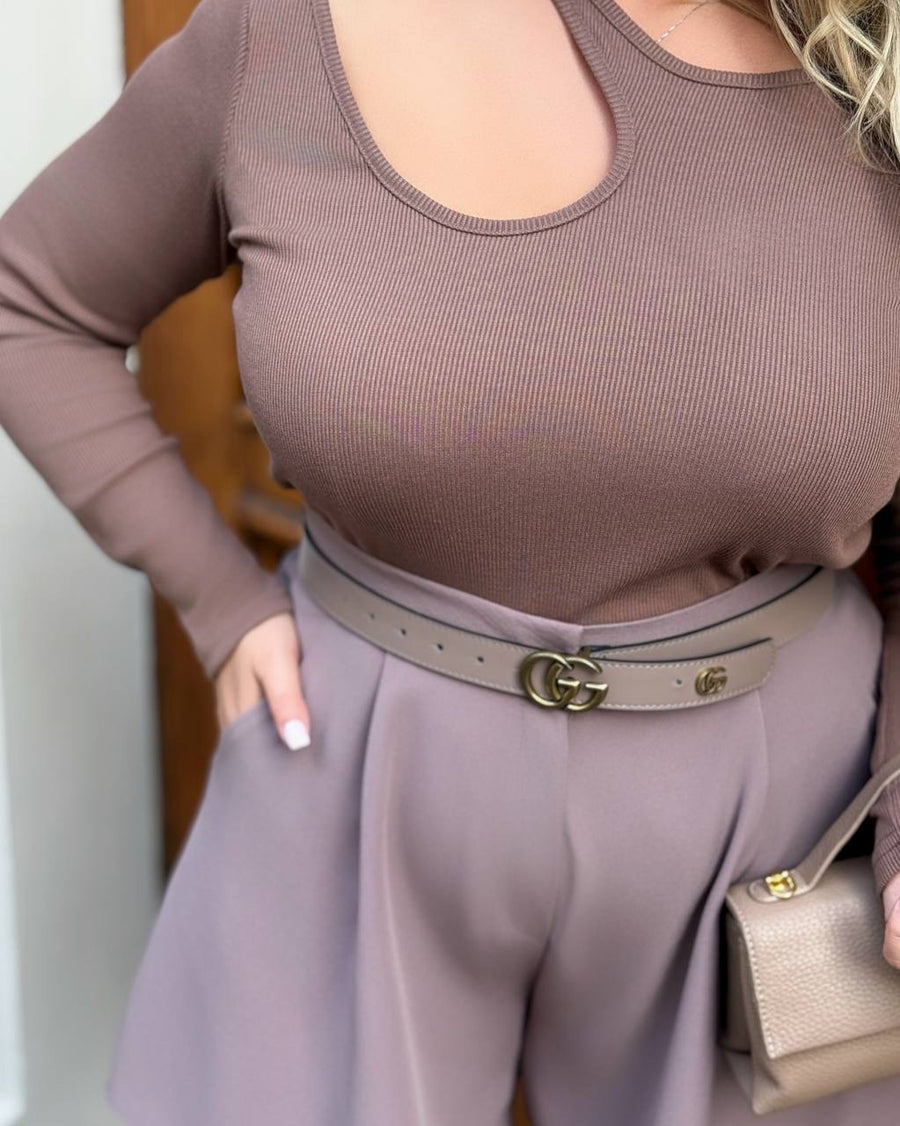 Пуловер с изрязани елементи - Twiggy Shop