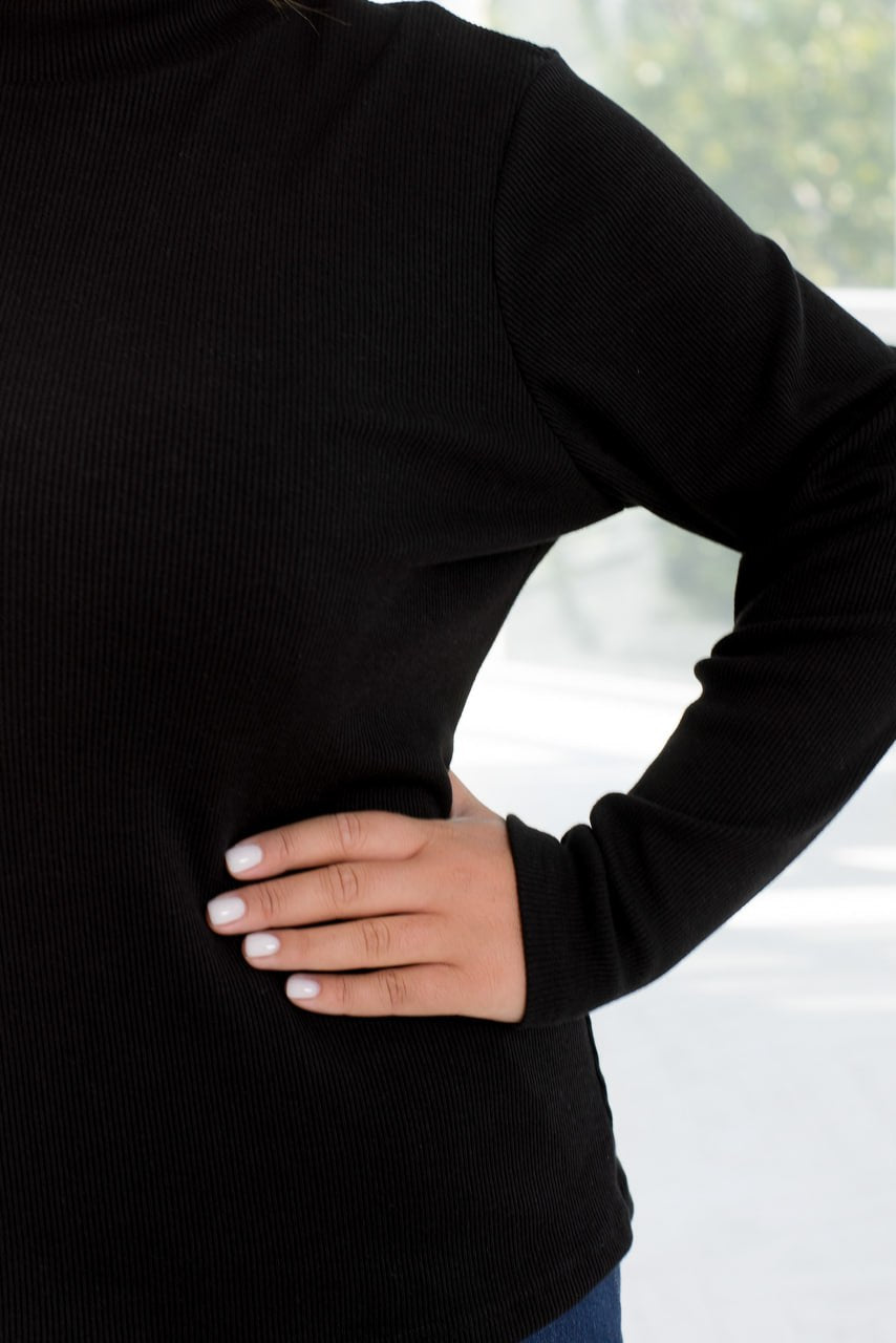 Трикотажен пуловер с висока яка - Twiggy Shop