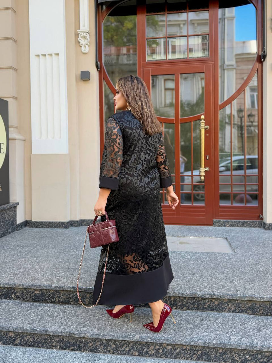 Рокля в права кройка с бродерия - Twiggy Shop