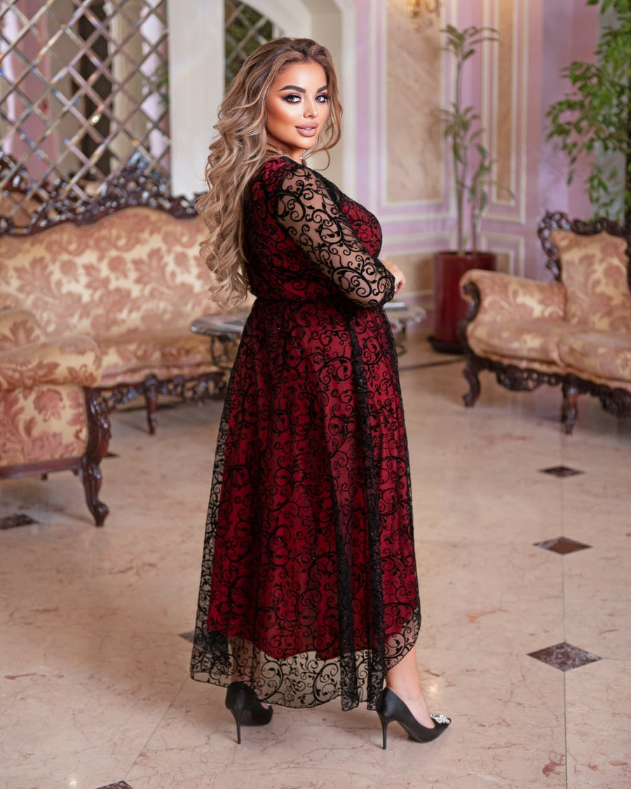 Асиметрична рокля с бродерия - Twiggy Shop