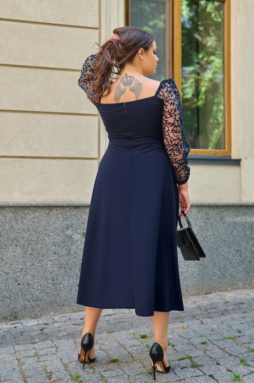 Разкроена рокля с ръкави от тюл с флок - Twiggy Shop