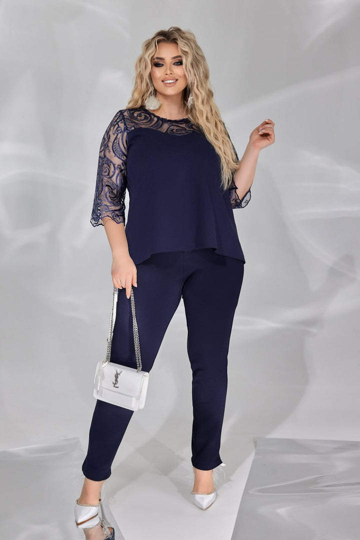 Комплект от панталон и блуза с бродерия - Twiggy Shop