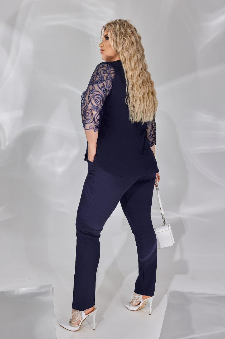 Комплект от панталон и блуза с бродерия - Twiggy Shop