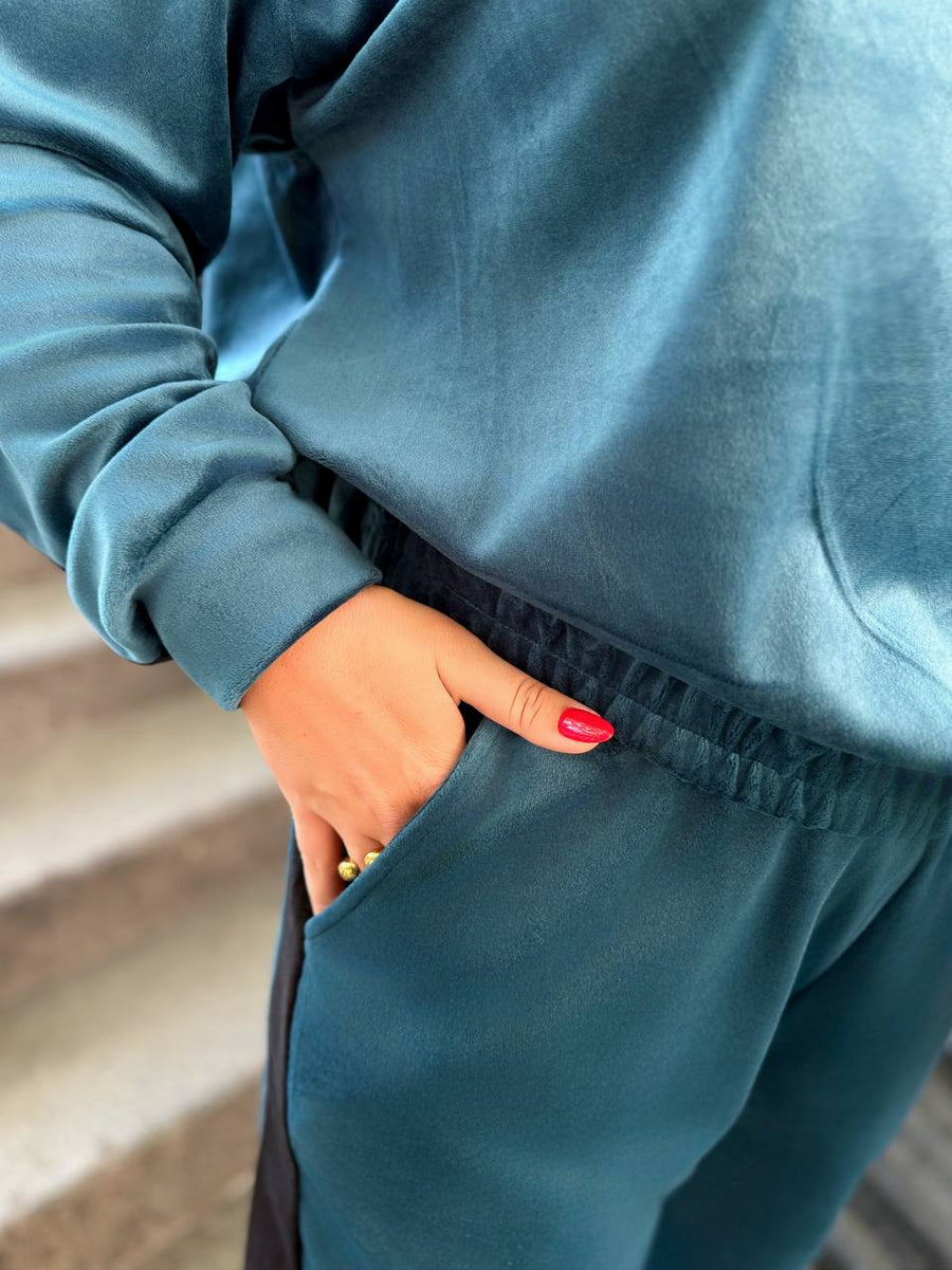 Комплект от меко кадифе - Twiggy Shop