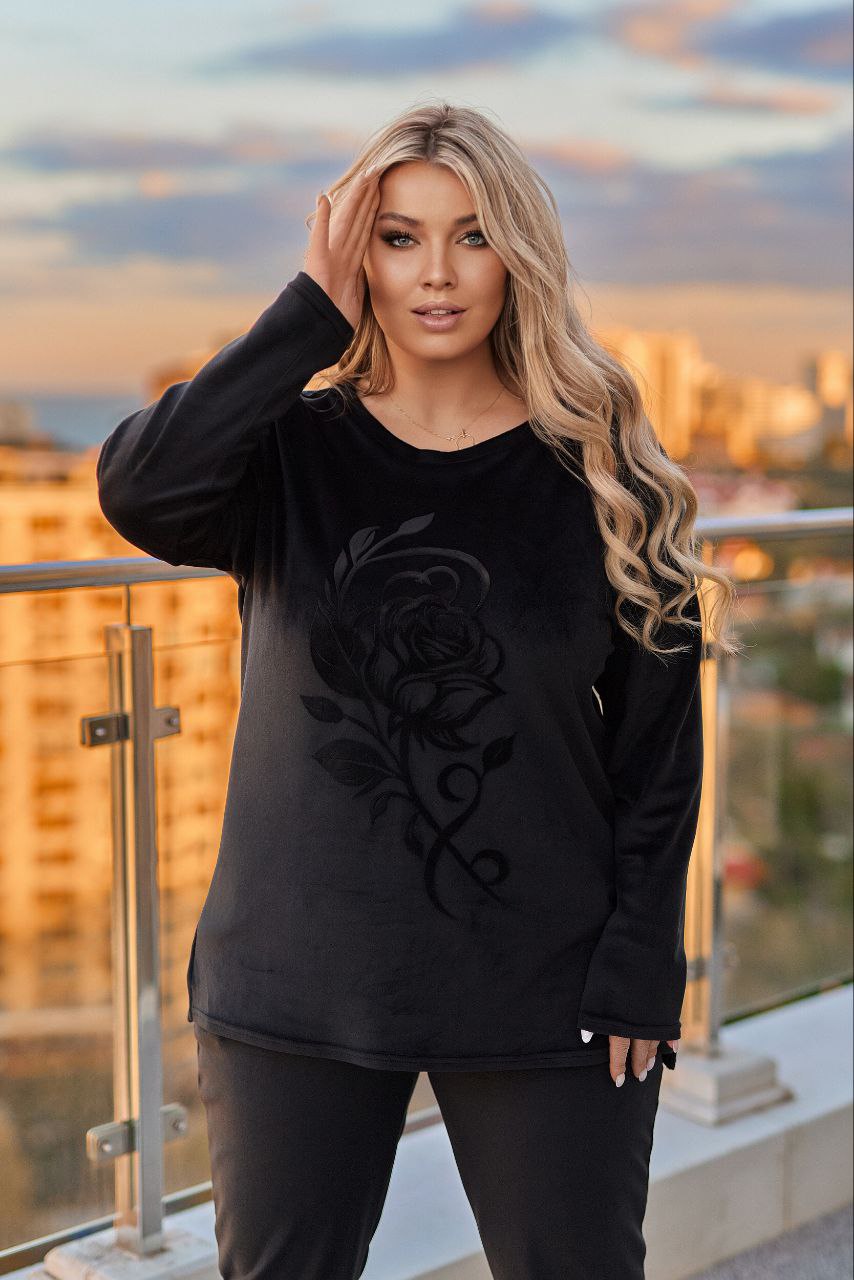 Комплект от кадифе с апликация - Twiggy Shop