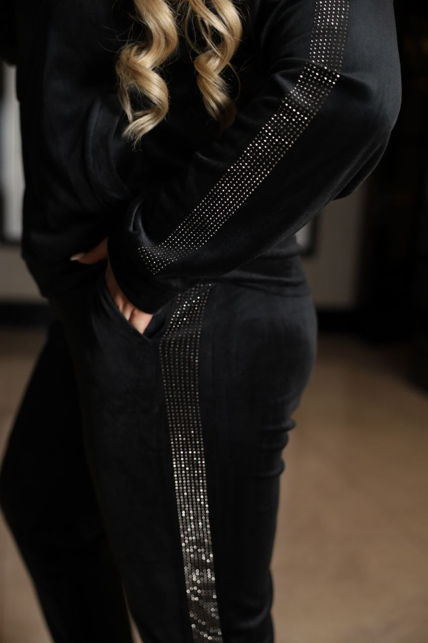 Комплект от кадифе с цип - Twiggy Shop