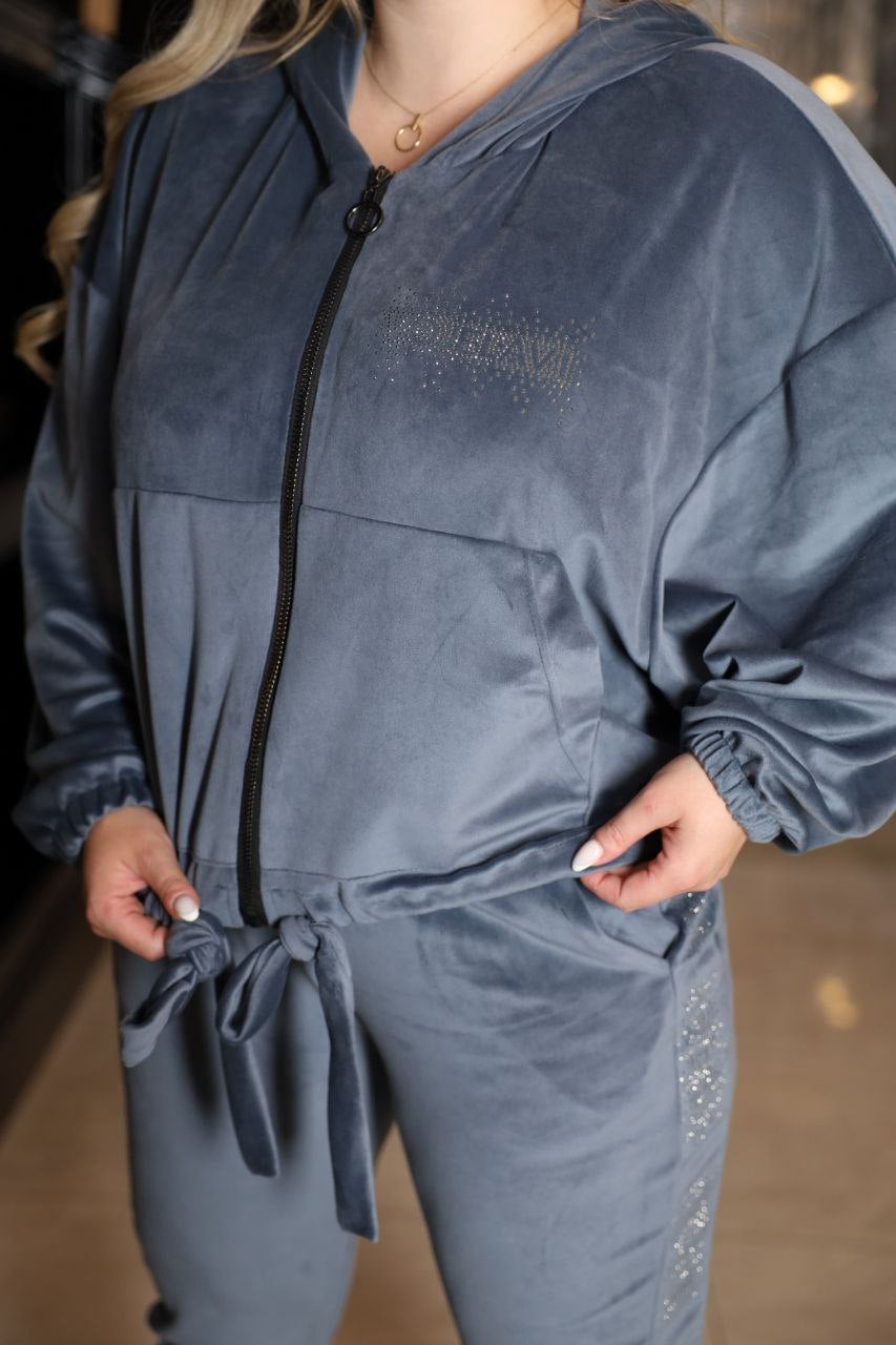 Комплект от кадифе с качулка - Twiggy Shop