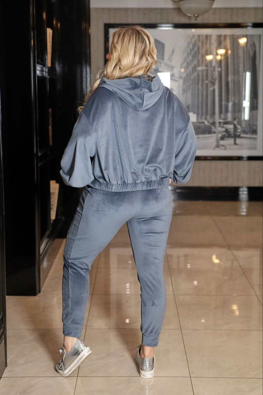 Комплект от кадифе с качулка - Twiggy Shop