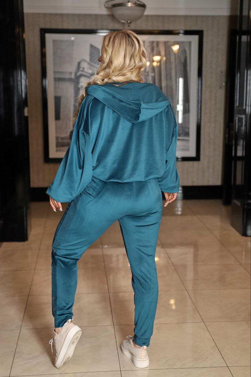 Комплект от кадифе с качулка - Twiggy Shop