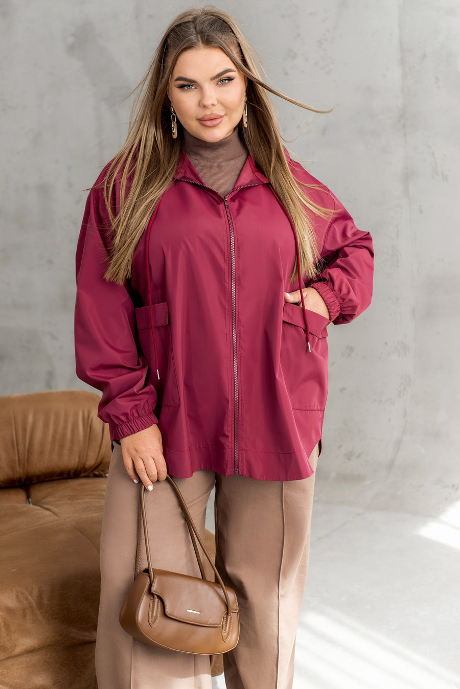 Яке с качулка и джобове - Twiggy Shop