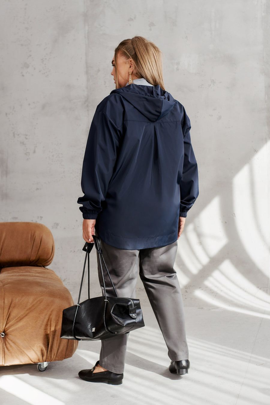 Яке с качулка и джобове - Twiggy Shop