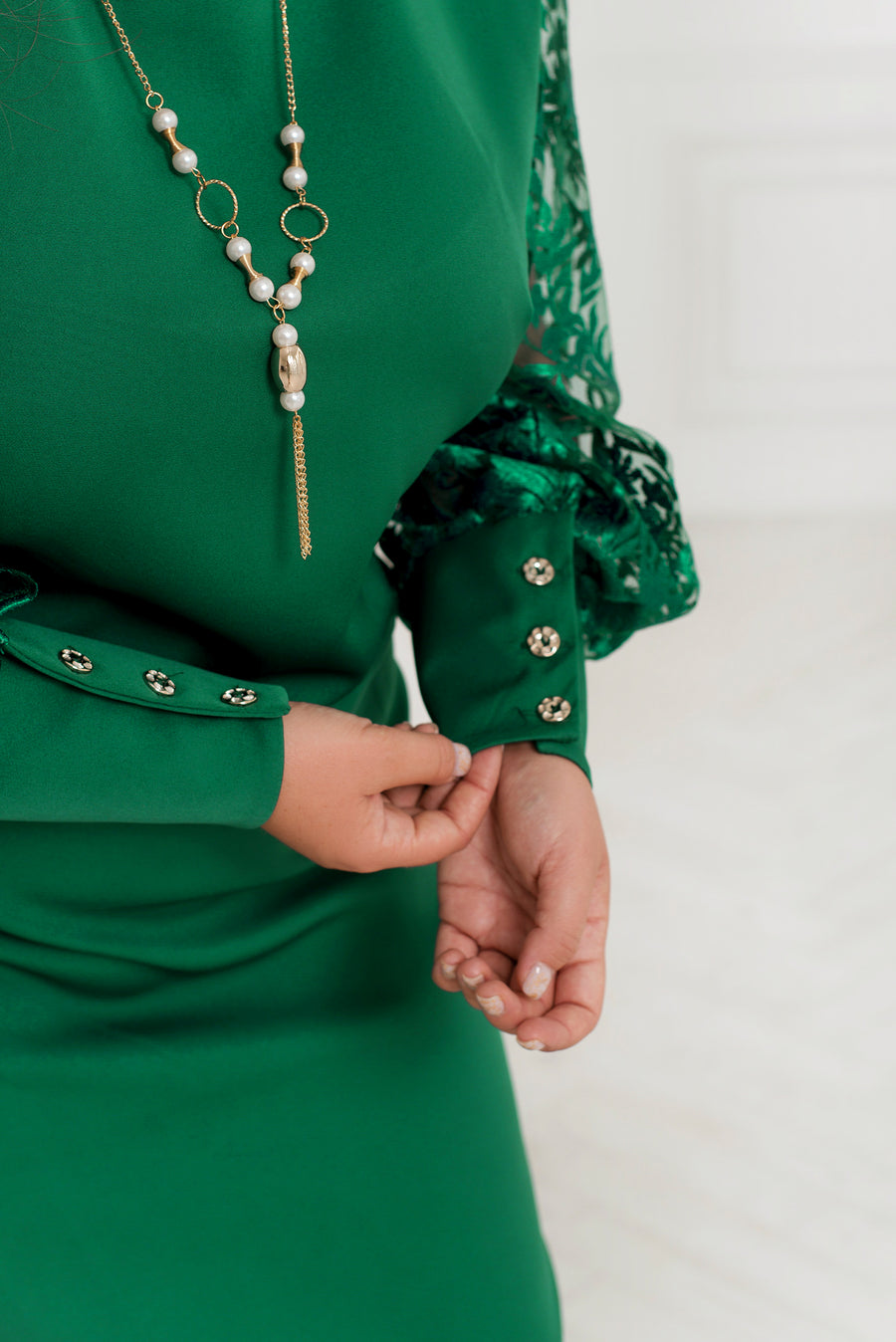 Рокля с ръкави от дантела - Twiggy Shop