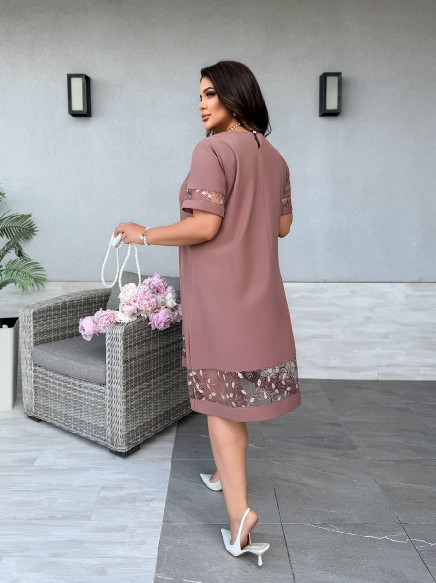 Рокля в свободна кройка с бродерия - Twiggy Shop