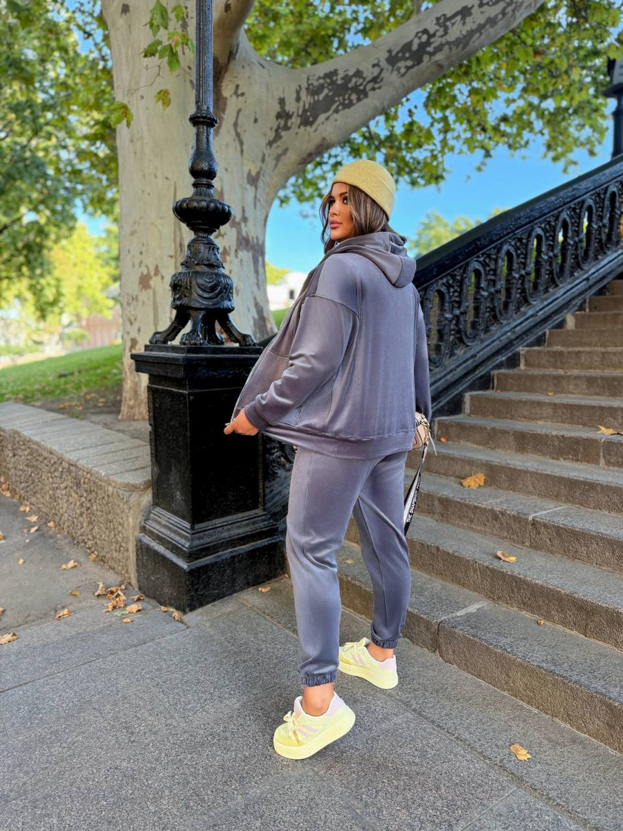 Кадифен комплект - Twiggy Shop