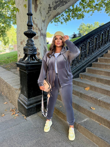 Кадифен комплект - Twiggy Shop