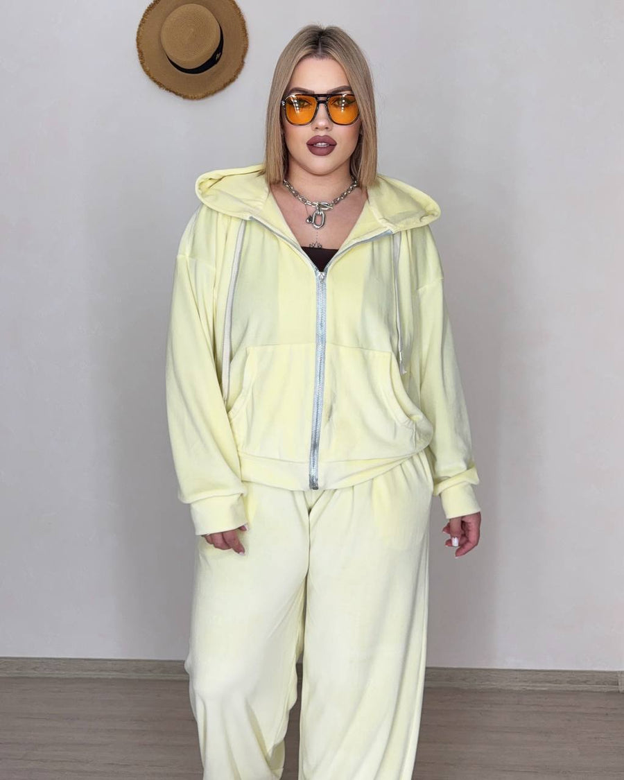 Кадифен комплект с качулка - Twiggy Shop