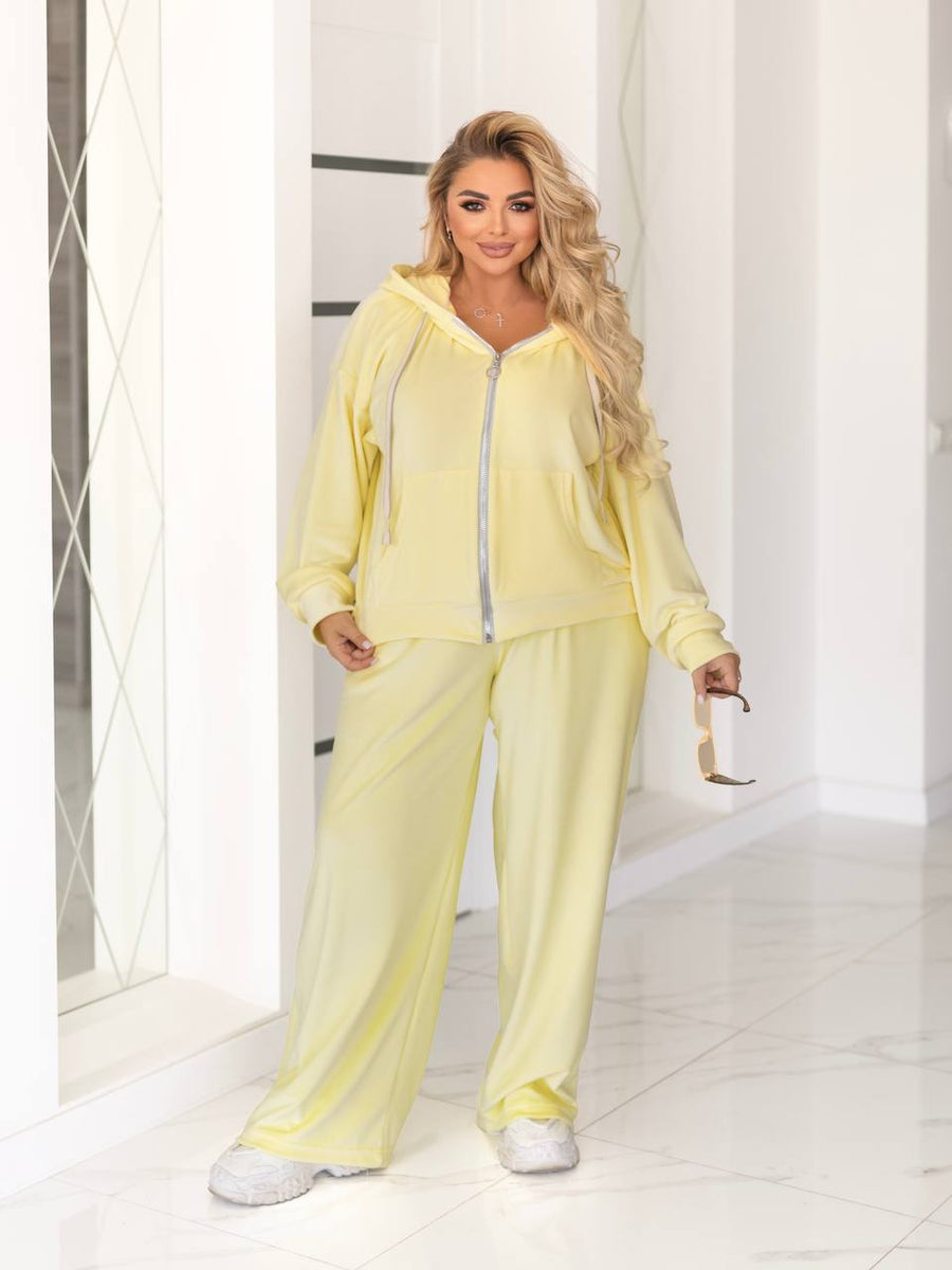 Кадифен комплект с качулка - Twiggy Shop