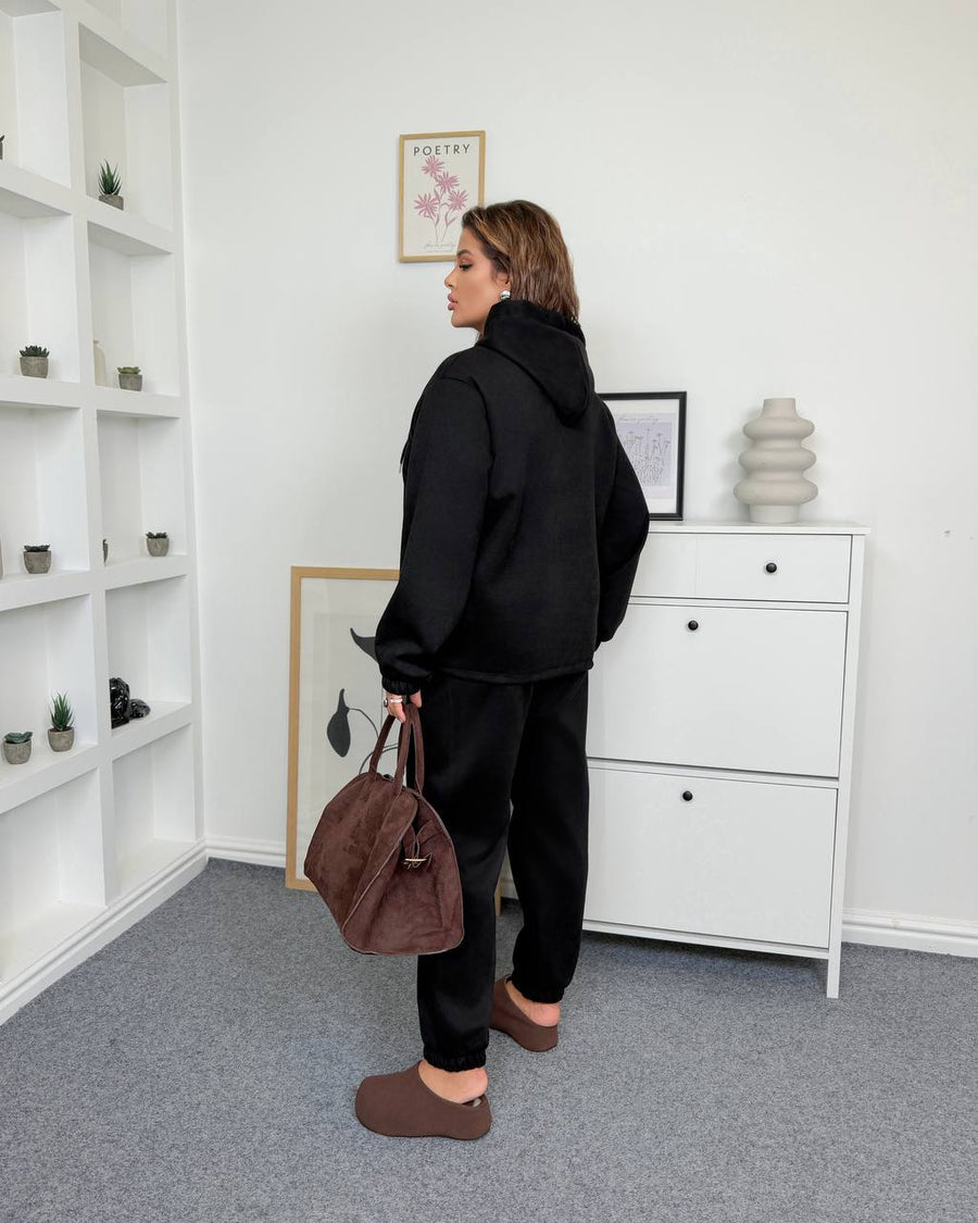 Велурен комплект с бродерия - Twiggy Shop