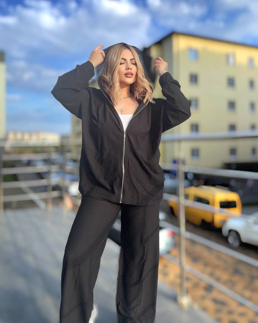 Спортен комплект от трикотаж с качулка - Twiggy Shop