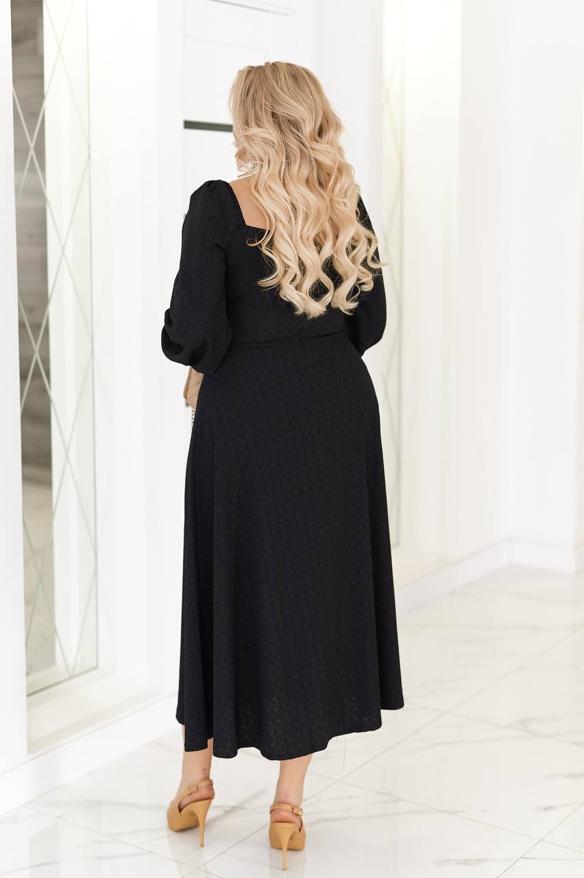 Разкроена рокля в миди дължина - Twiggy Shop