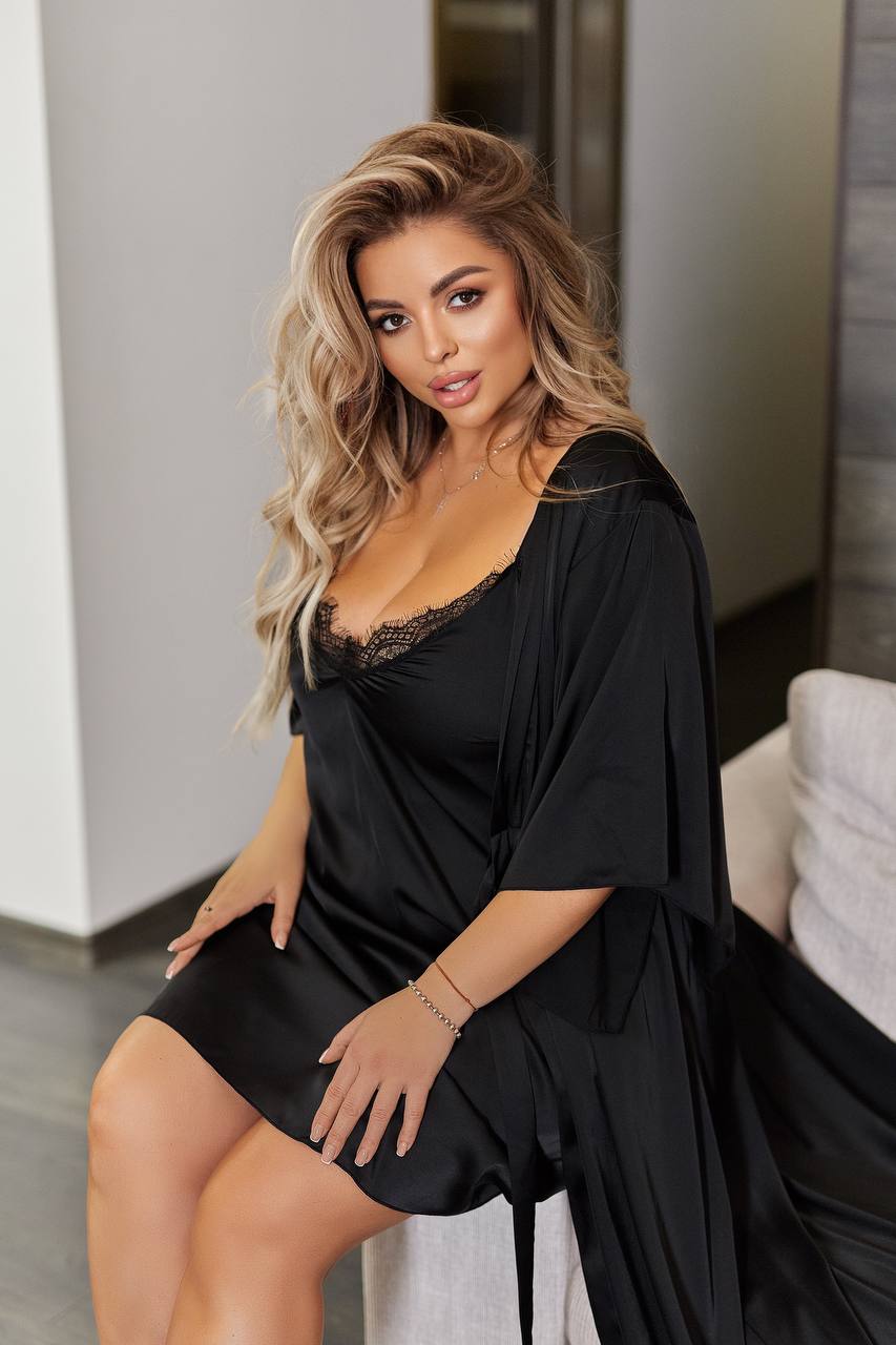 Нощница от коприна - Twiggy Shop