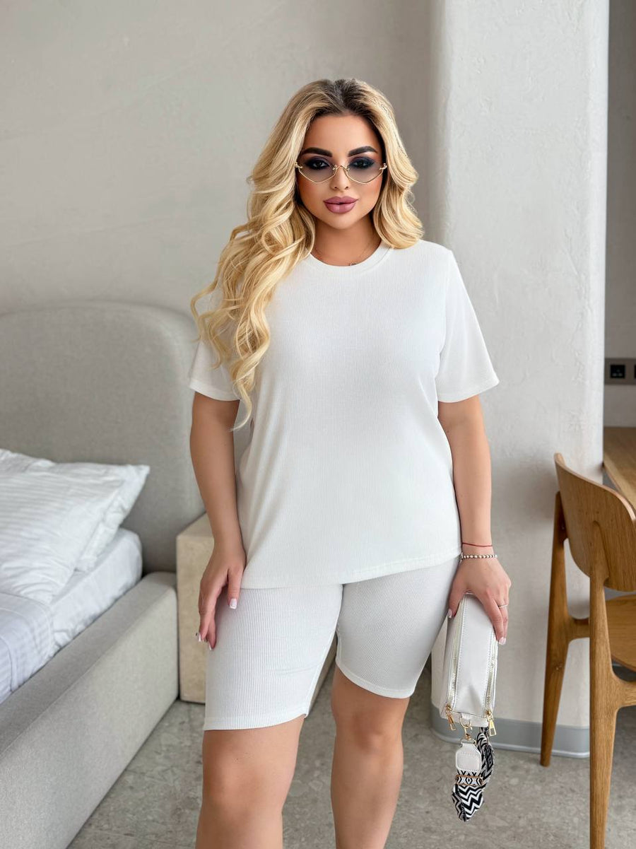 Комплект от тениска и къс клин - Twiggy Shop