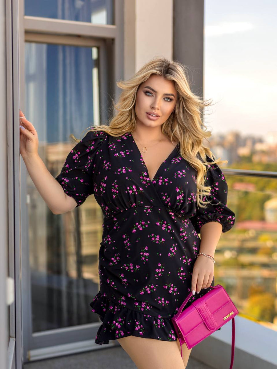 Къса рокля с буфан ръкав - Twiggy Shop