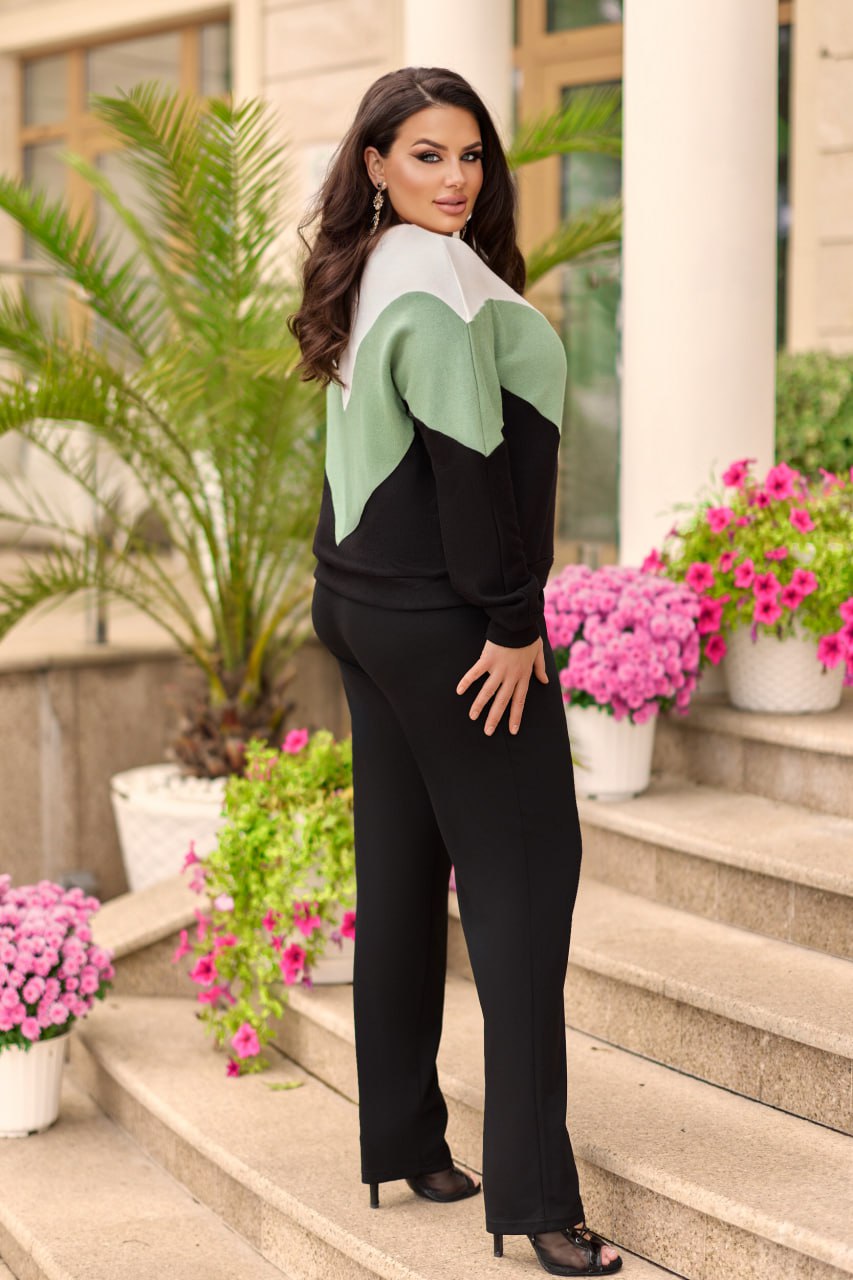 Комплект от пуловер и прав панталон - Twiggy Shop