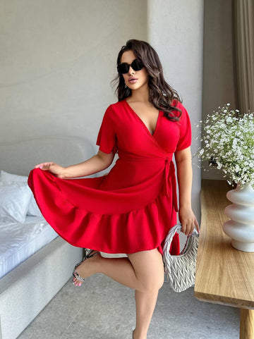 Къса рокля от софт с волани