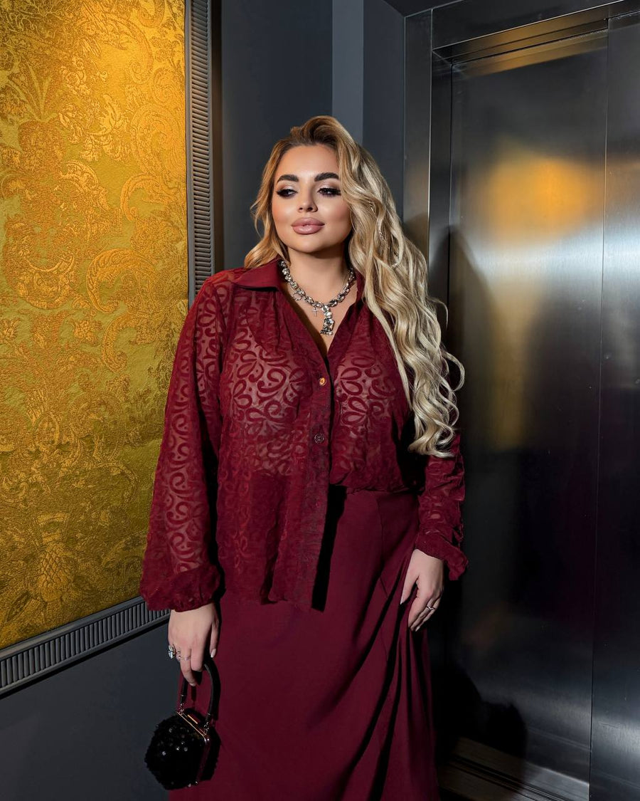 Вечерен комплект от блуза и пола