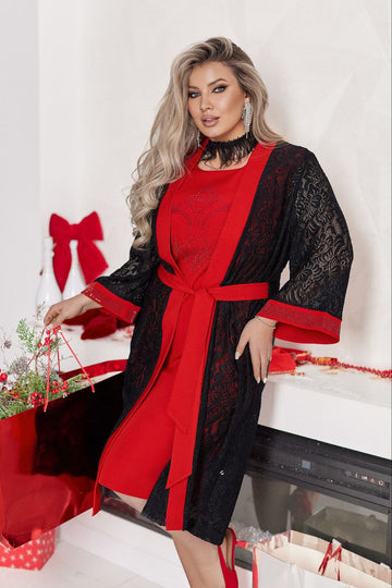 Вечерна рокля с наметало от дантела