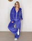 Кадифен комплект с качулка - Twiggy Shop