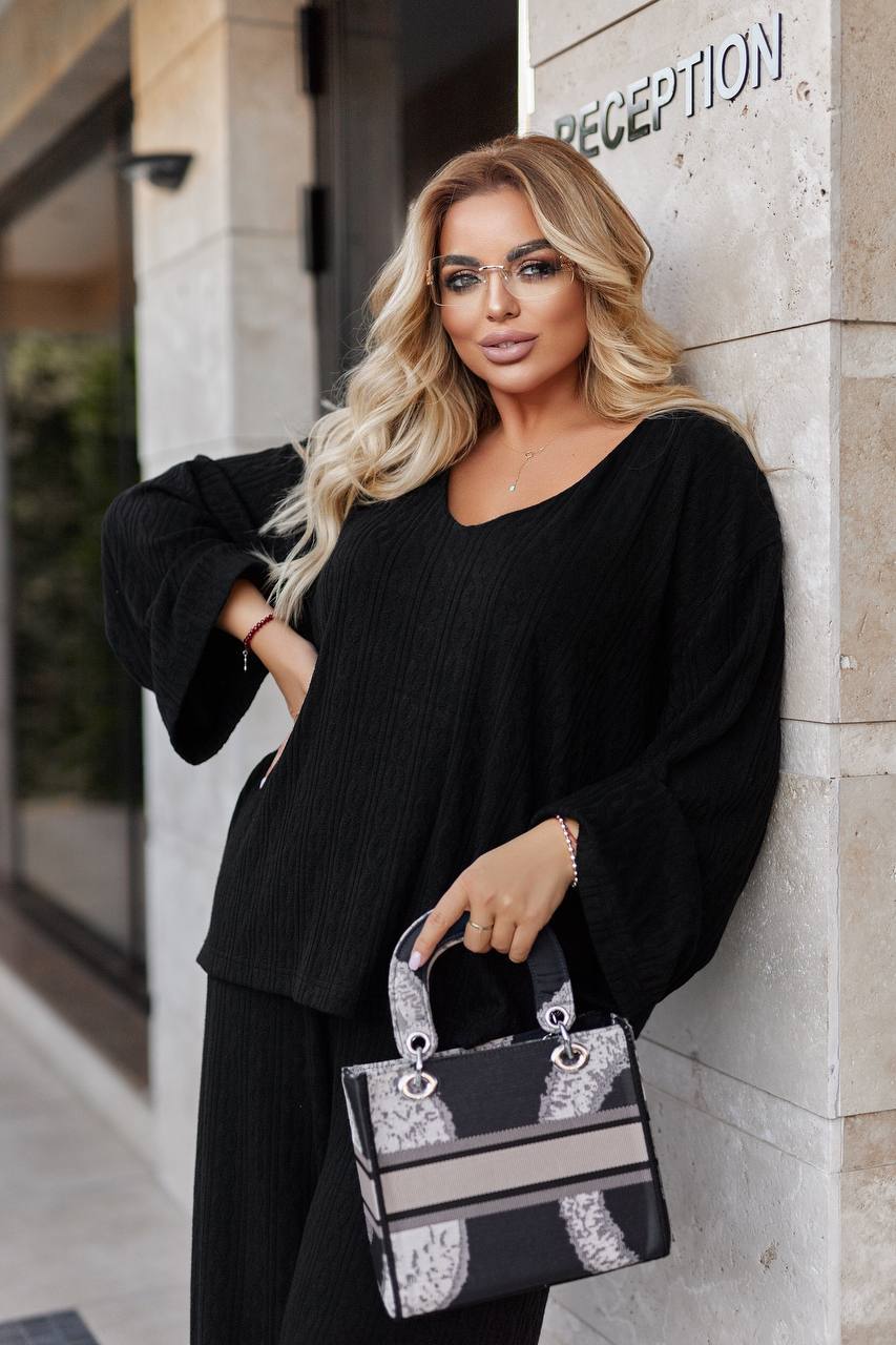 Комплект от структуриран трикотаж - Twiggy Shop